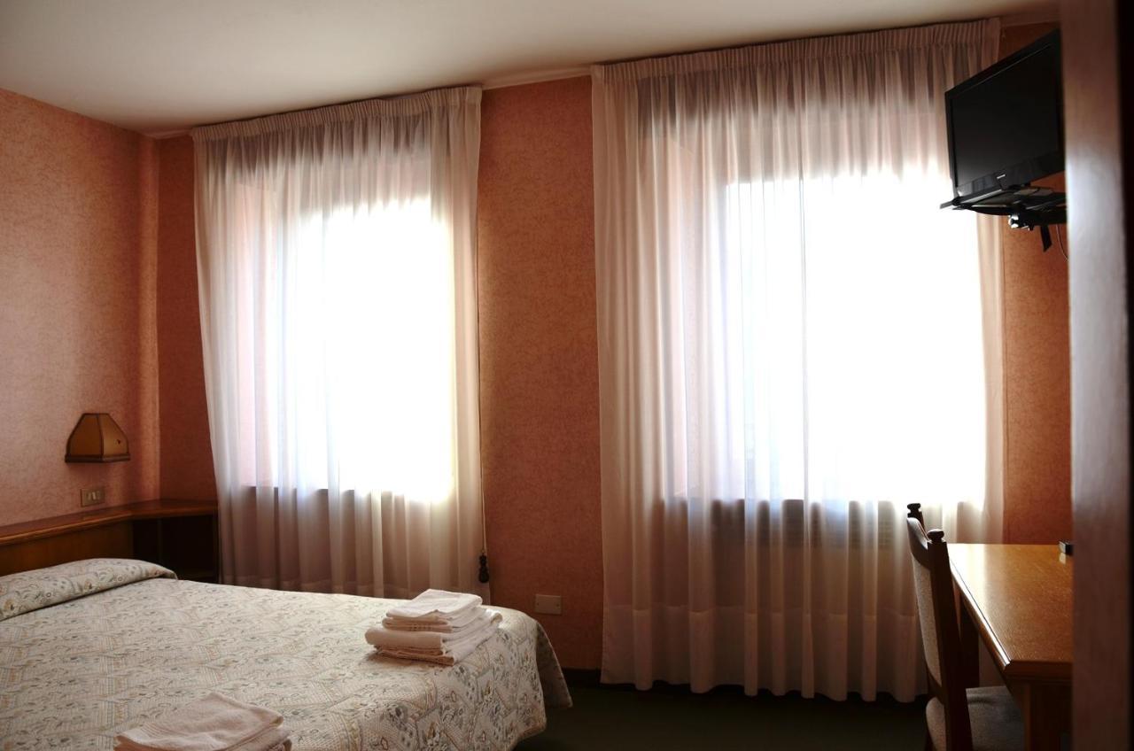 Hotel Alpi - Foza ภายนอก รูปภาพ