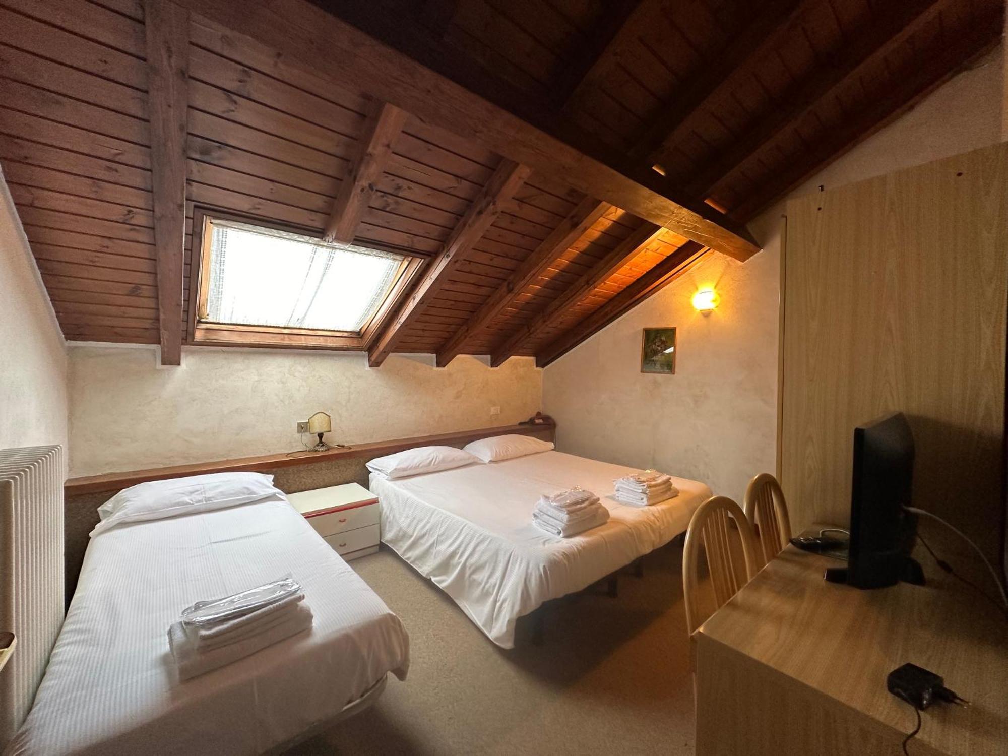 Hotel Alpi - Foza ภายนอก รูปภาพ